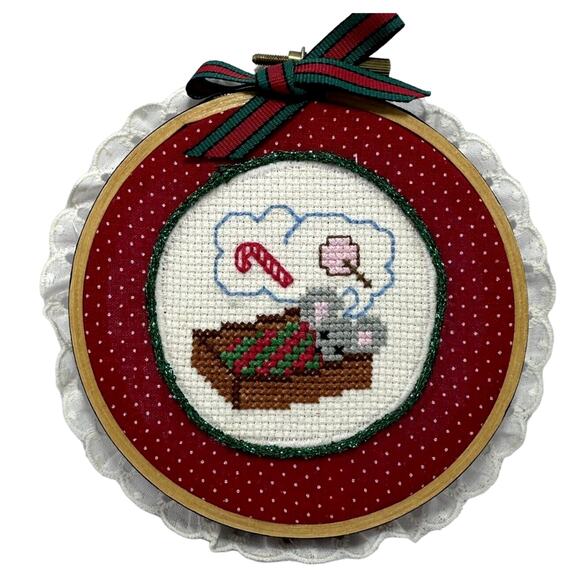 Handmade Christmas Ornament‎ Cross Stitch Mouse Candy Cane Holiday Decor - Picture 1 of 5